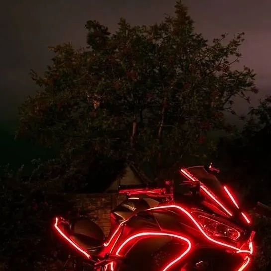 chat with ai character: bikers group