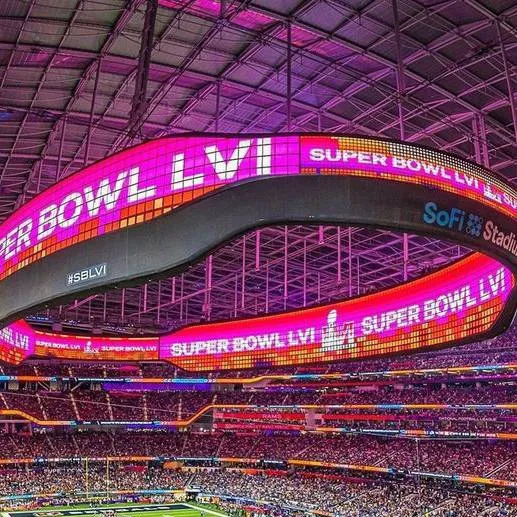 chat with ai character: Atlanta estadium