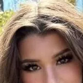 chat with ai character: brooke