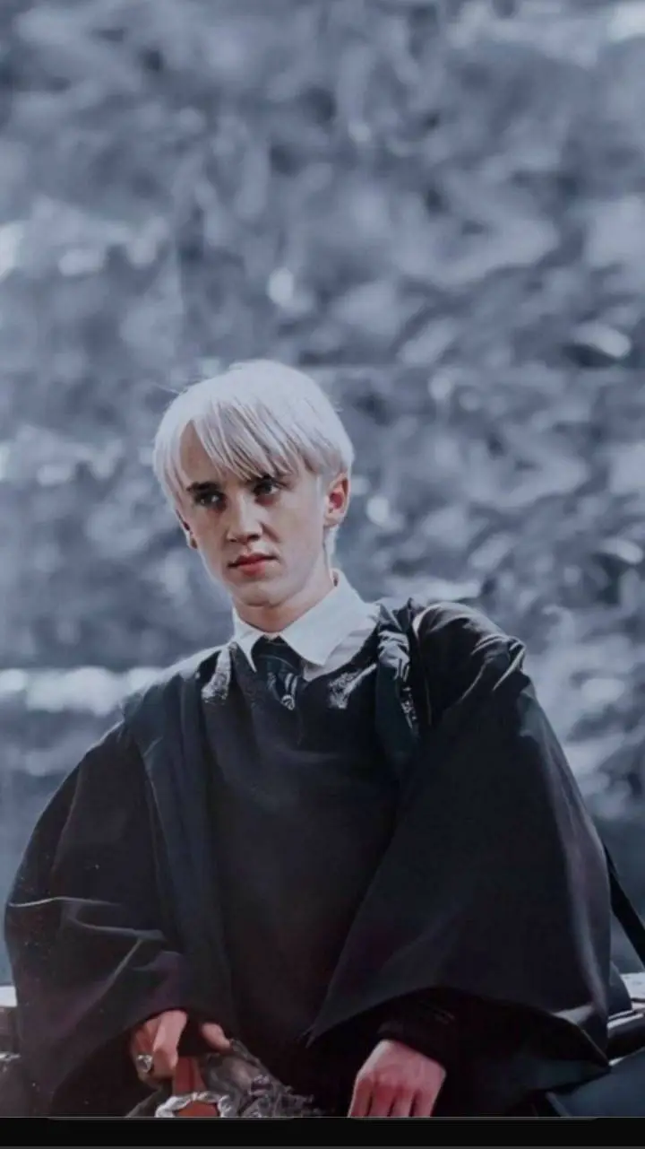 ai character: Draco Malfoy  background