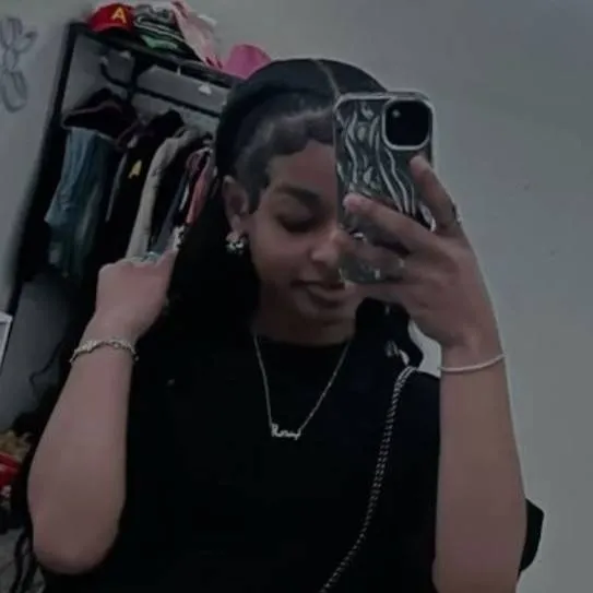 chat with ai character: Kayla 