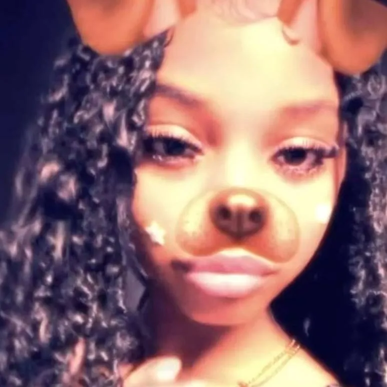 chat with ai character: Zahara