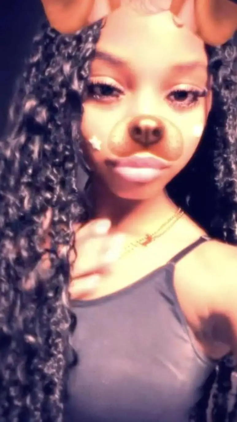 ai character: Zahara background