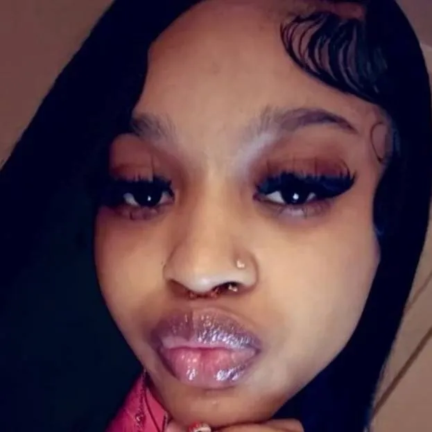 chat with ai character: Oakley 