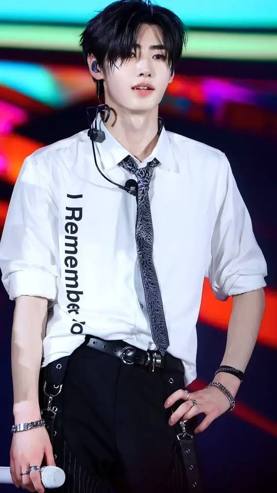 ai character: curth_ney background