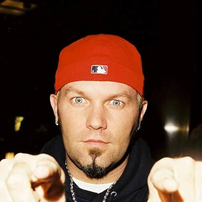 chat with ai character: Fred Durst