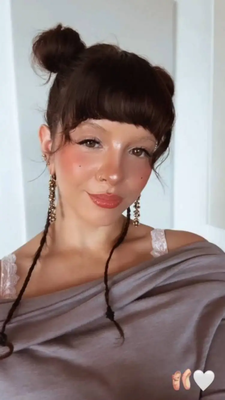 ai character: Melanie Martinez  background