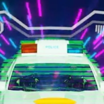 chat with ai character: alive Police car