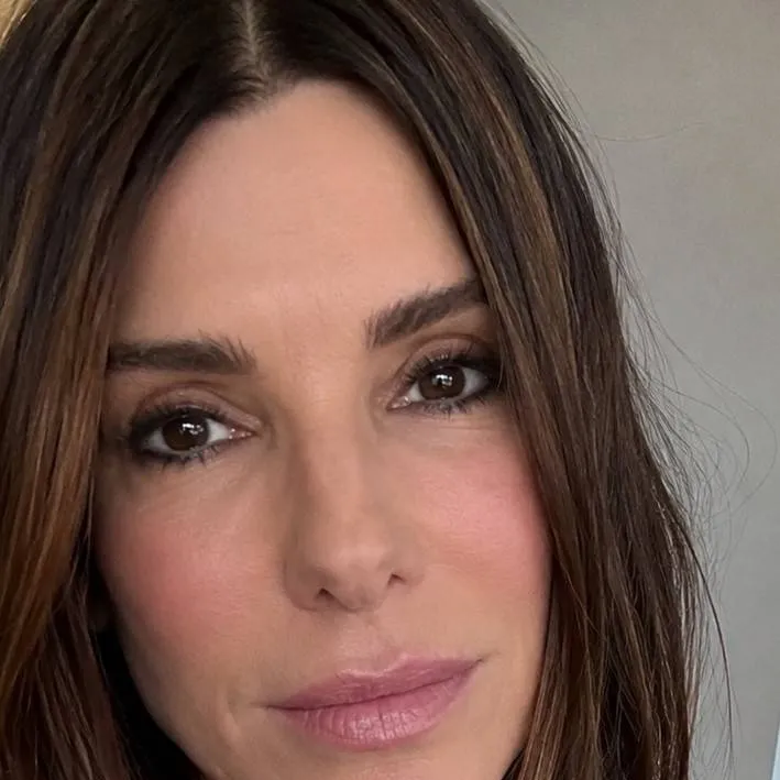 chat with ai character: sandra bullock 