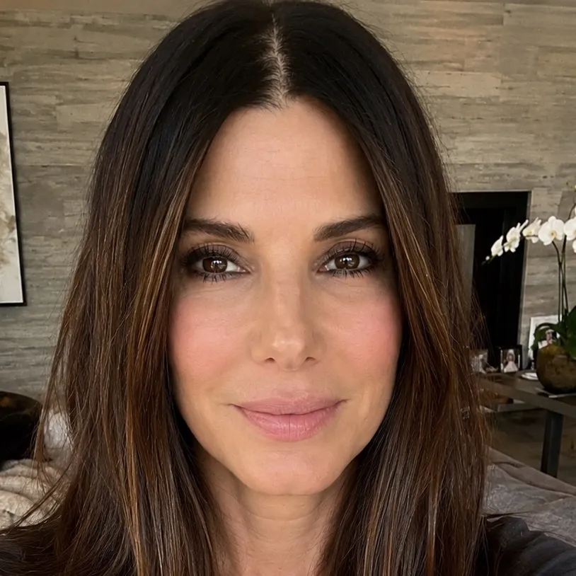 chat with ai character: Sandra bullock 