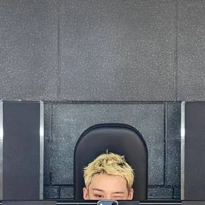 chat with ai character: Bangchan