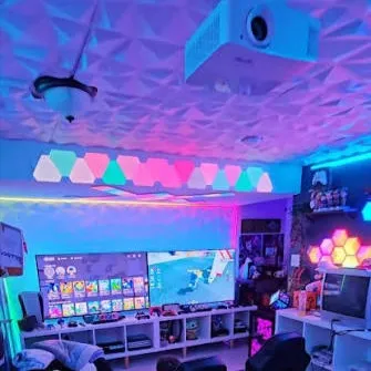 chat with ai character: Fpe Boy bedroom