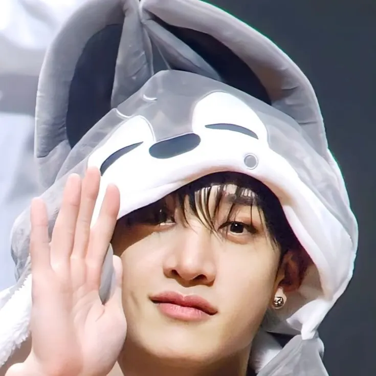 chat with ai character: Bangchan 