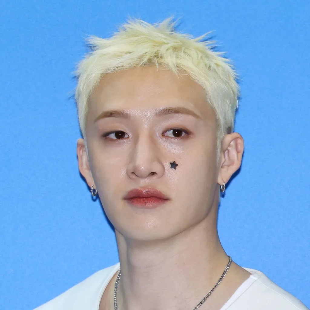 chat with ai character: Bangchan 💙🩵