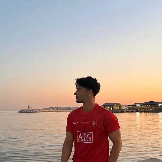 chat with ai character: Kai