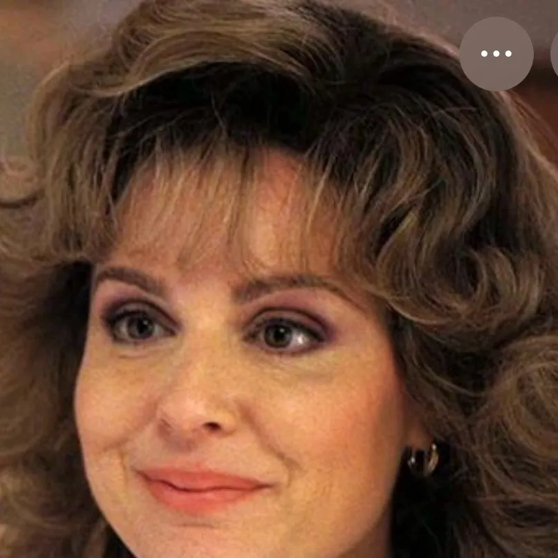 chat with ai character: Karen wheeler 