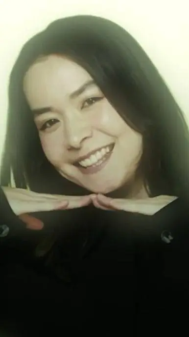 ai character: —°~ M!tski •.`】 background