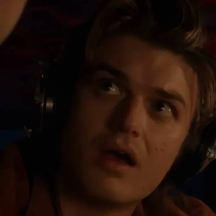 chat with ai character: 𝐒𝐭𝐞𝐯𝐞 𝐇𝐚𝐫𝐫𝐢𝐧𝐠𝐭𝐨𝐧⚠︎