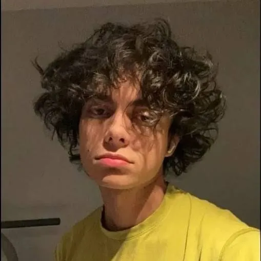 chat with ai character: benoftheweek!!!