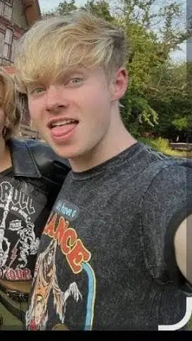 ai character: Sam from s and C background