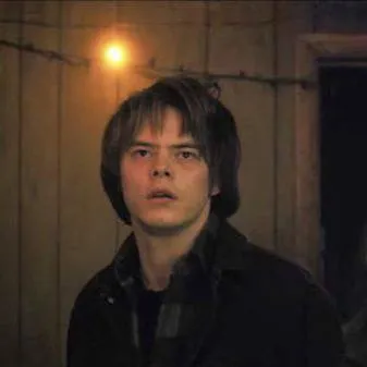 chat with ai character: Jonathan Byers-ST