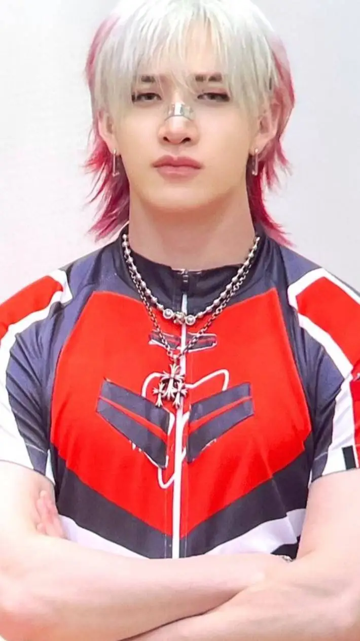 ai character: BAG CHAN~ background