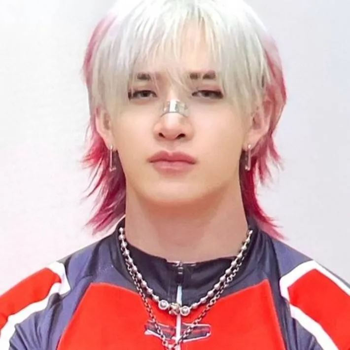 chat with ai character: BAG CHAN~