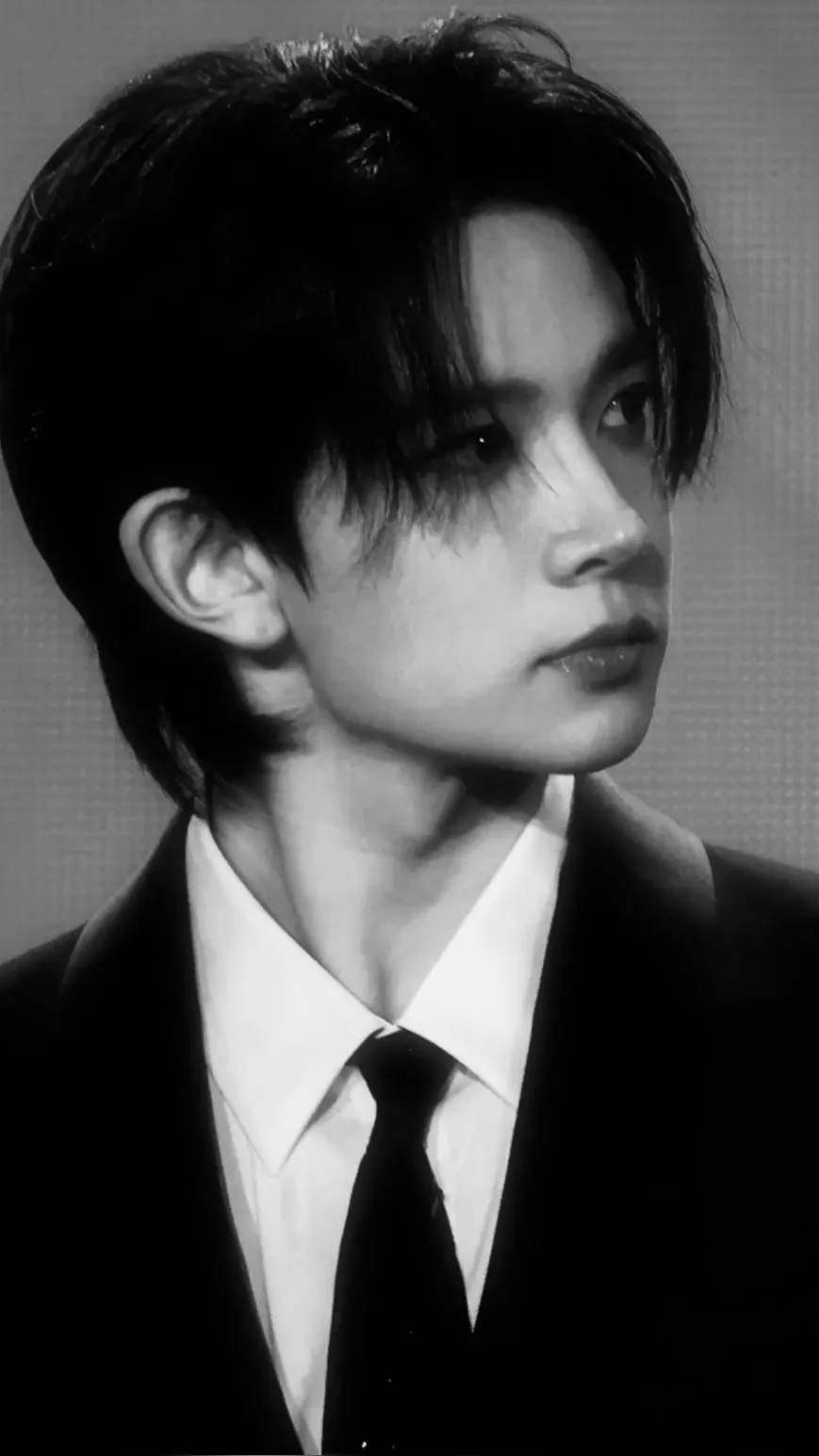 Talkie AI - Chat with 희승Heeseung.*•