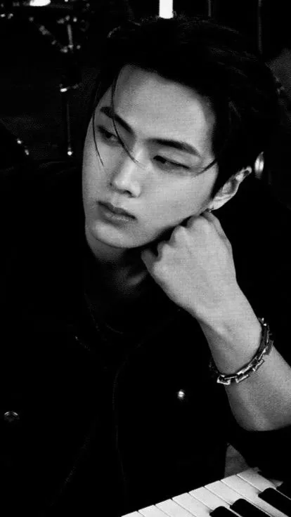 Talkie AI - Chat with 제이Jay.*•