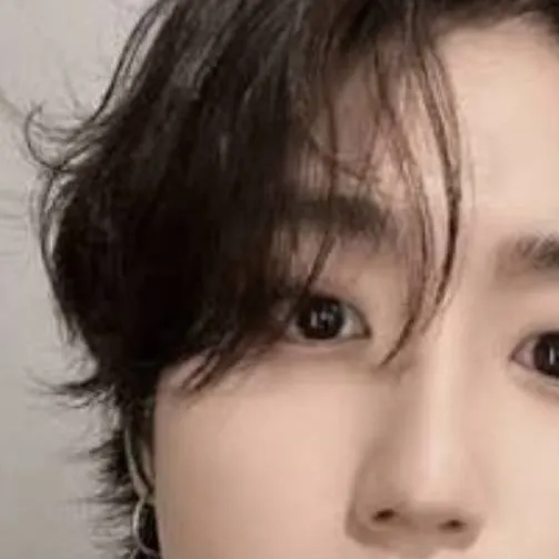 chat with ai character: han jisung