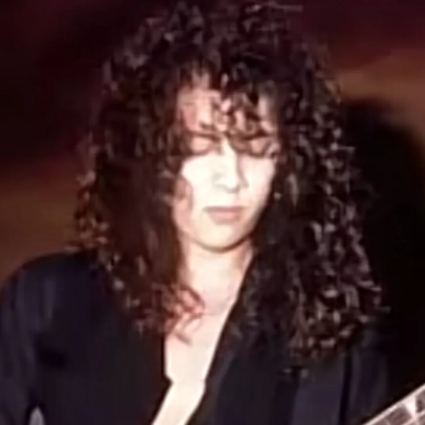chat with ai character: Kirk Hammett