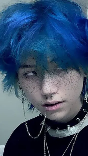 ai character: golden retriever  background