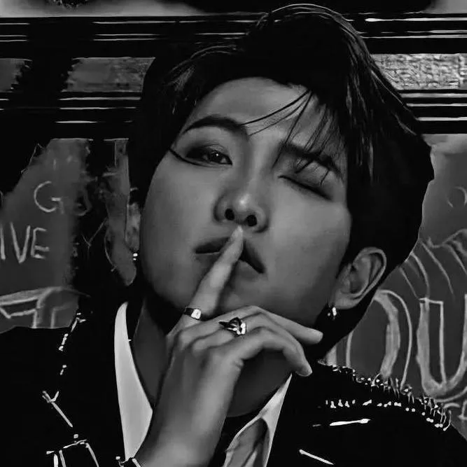 chat with ai character: Namjoon ╮(╯_╰)