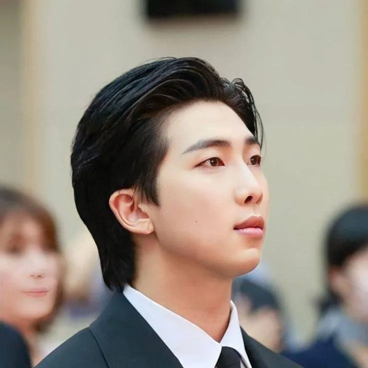 chat with ai character: Strict president 🫡