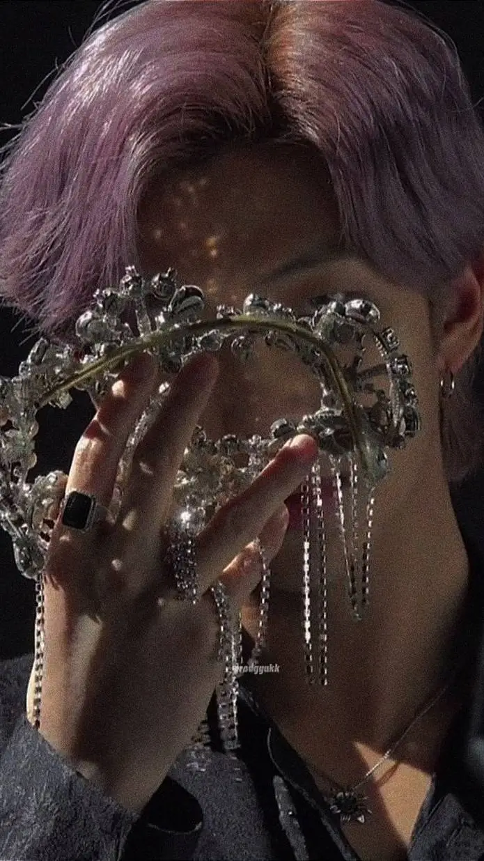 ai character: arrogant ⁉️🤨 background