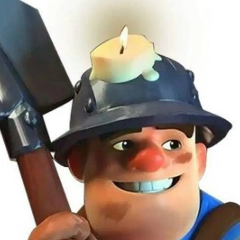 chat with ai character: Minero Clash royal