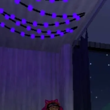 chat with ai character: 99 noches con tio