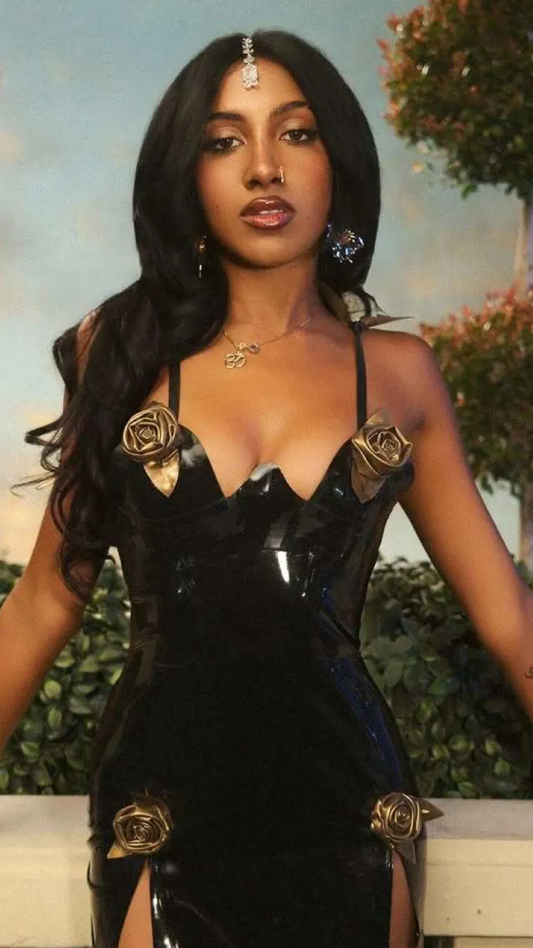 ai character: Lara (mean￼)￼ background