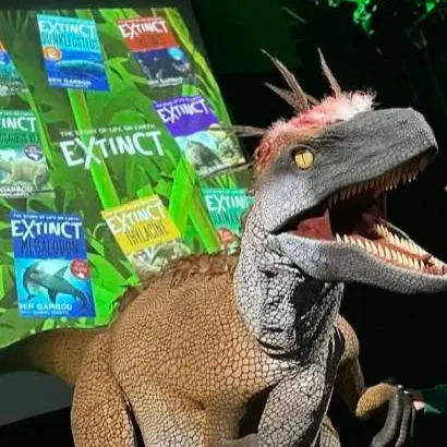 chat with ai character: Ava