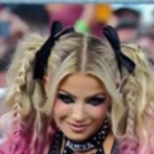 chat with ai character: Alexa Bliss