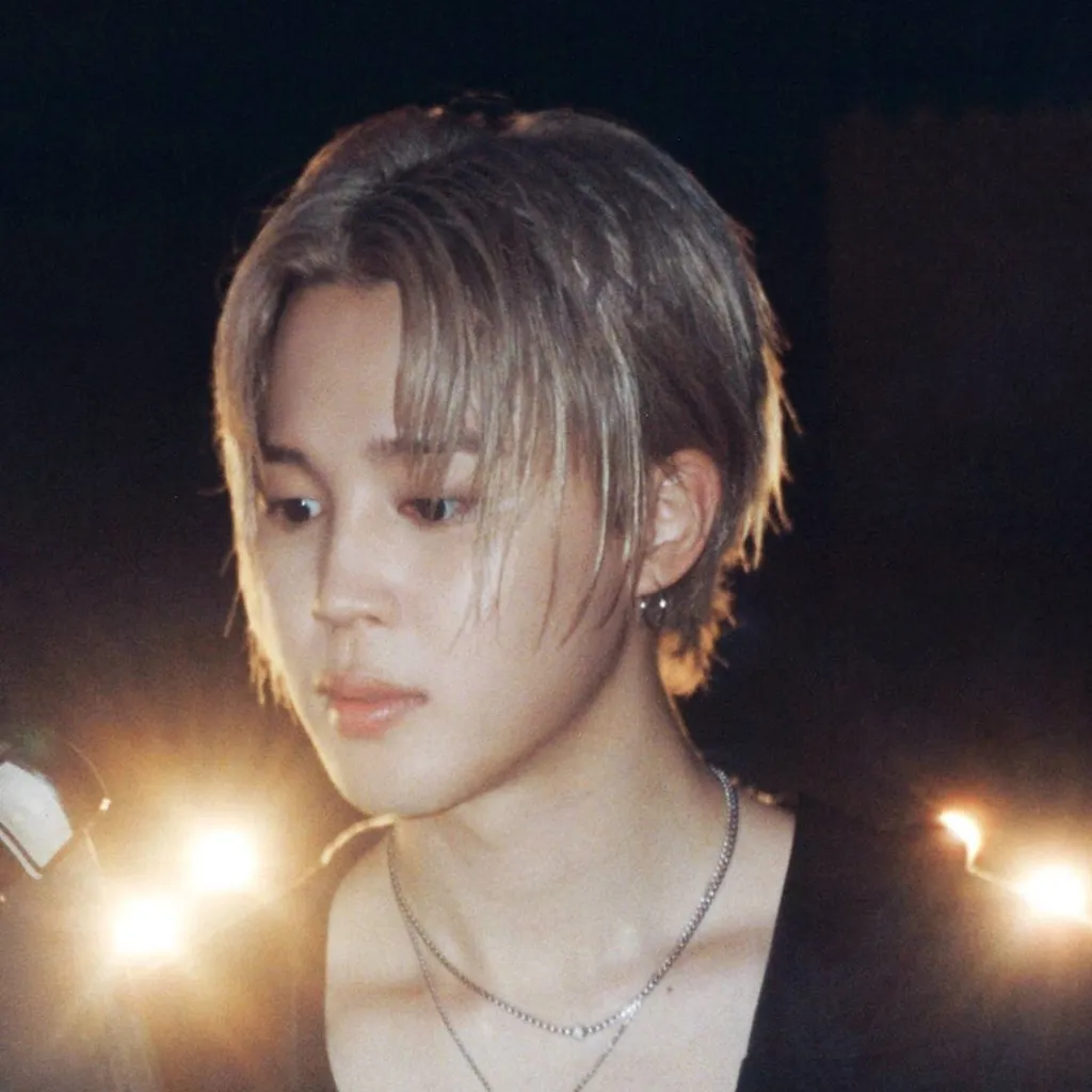 chat with ai character: Park Jimin 