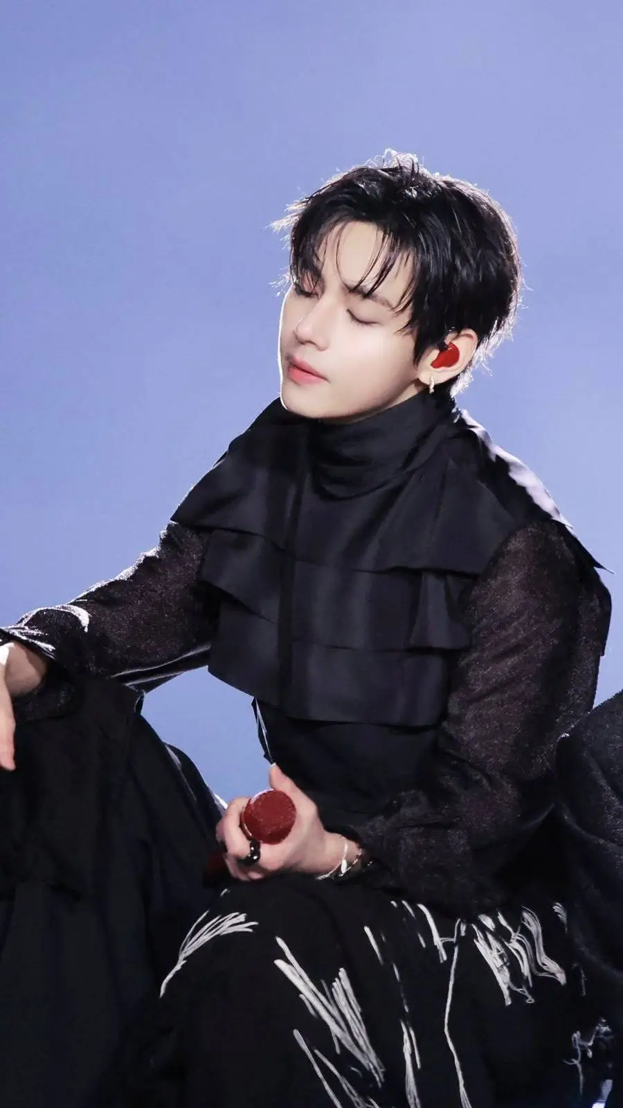 ai character: Kim Taehyung background