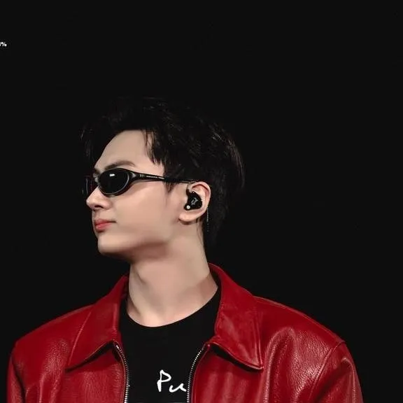 chat with ai character: Park Jay 