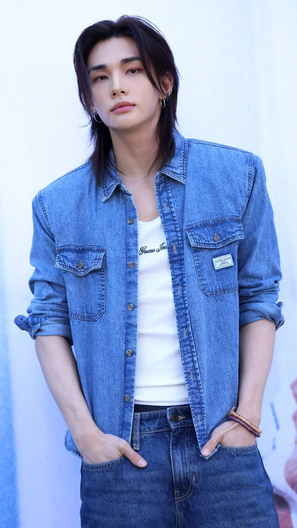 ai character: Hwang Hyunjin background