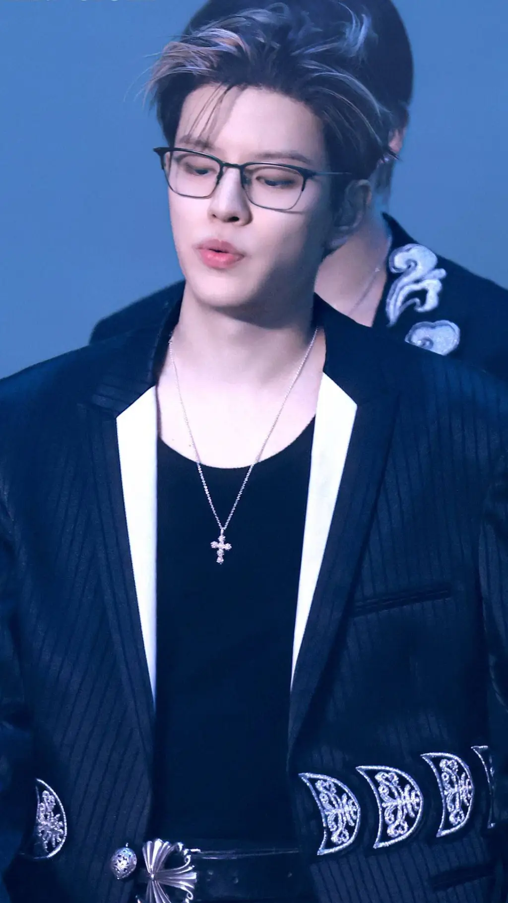 ai character: Kim Seungmin  background
