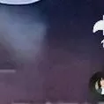 chat with ai character: stupid ass group👰