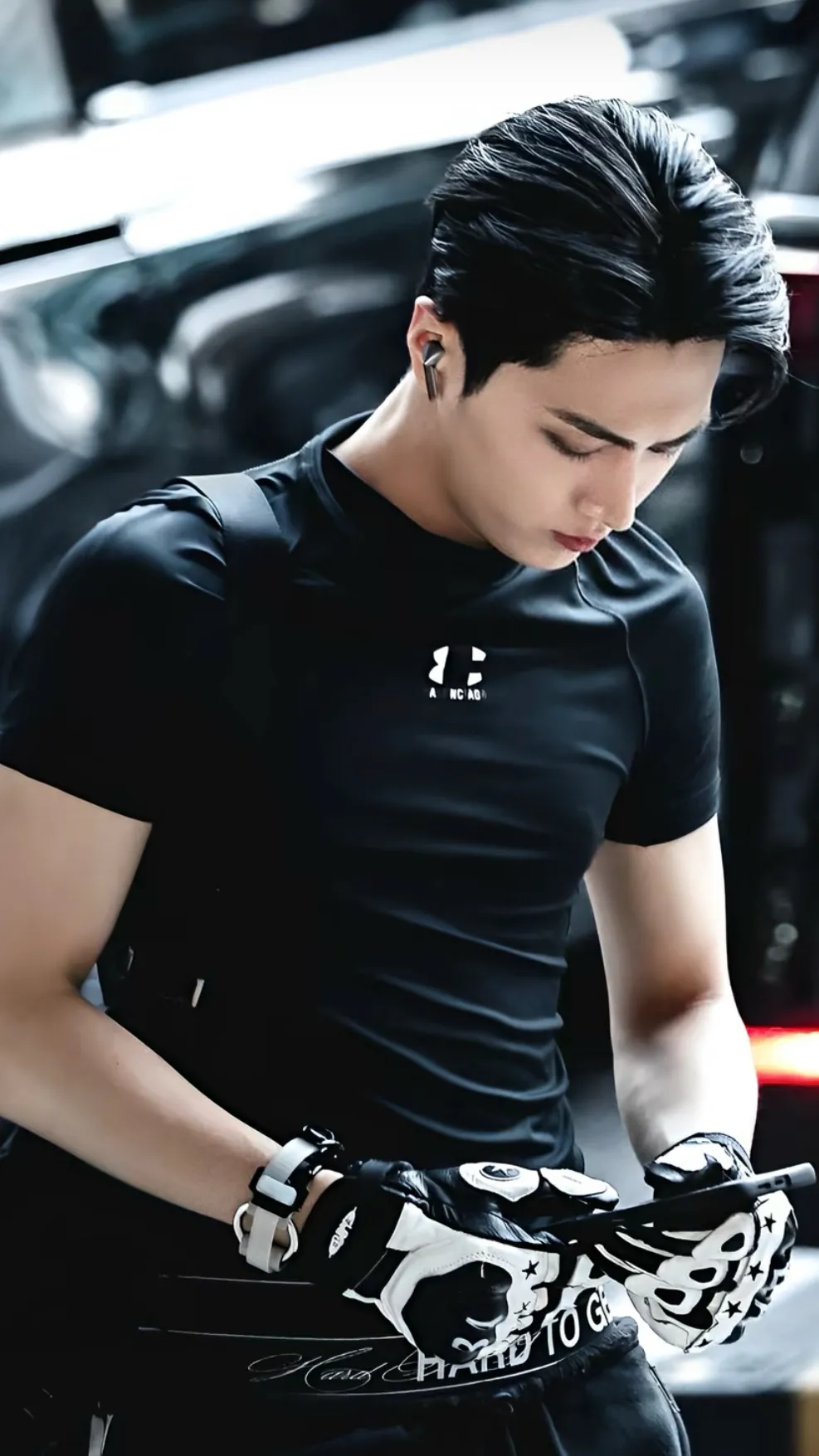 ai character: PARK JONGSEONG background