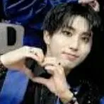 chat with ai character: minsung