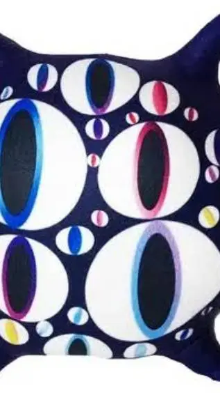 ai character: Eyes peluche background