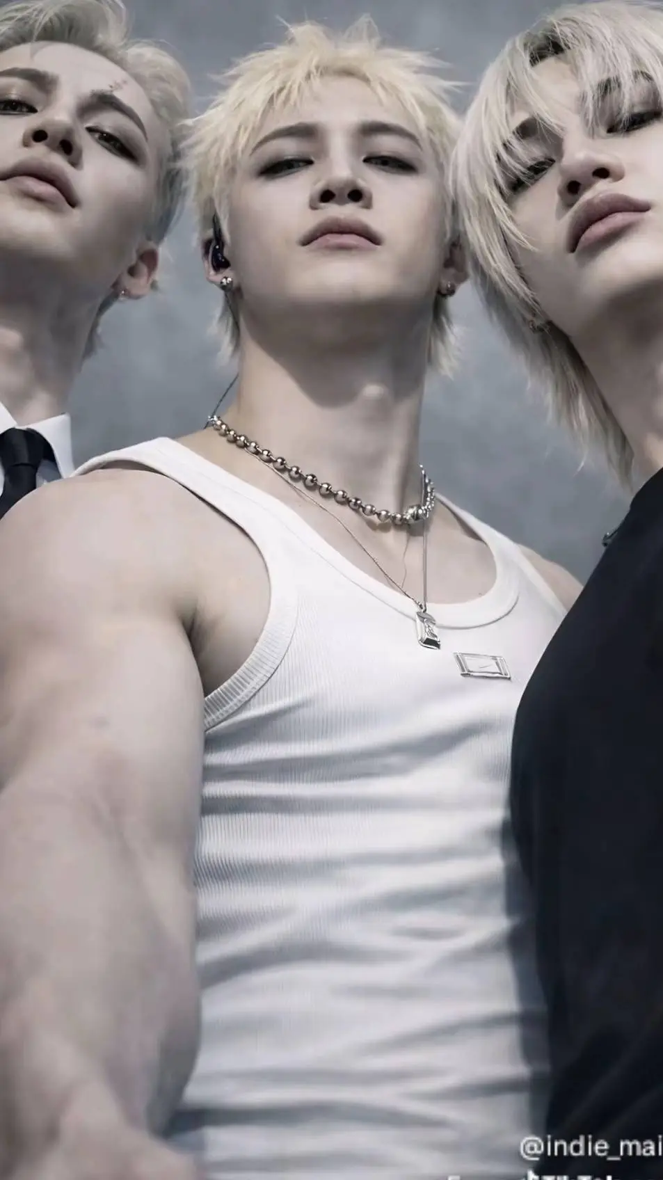 ai character: Bangchan  background